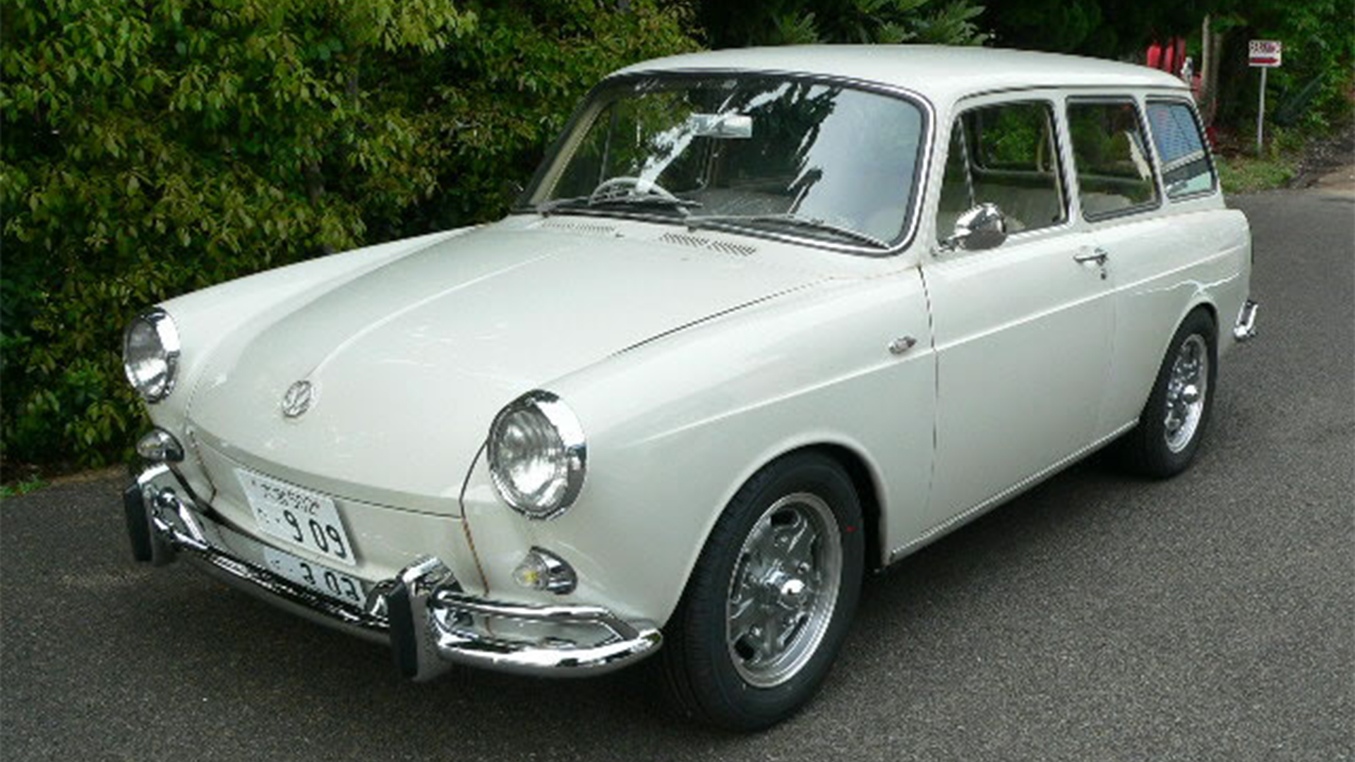 1967 Type2 13W DX BUS